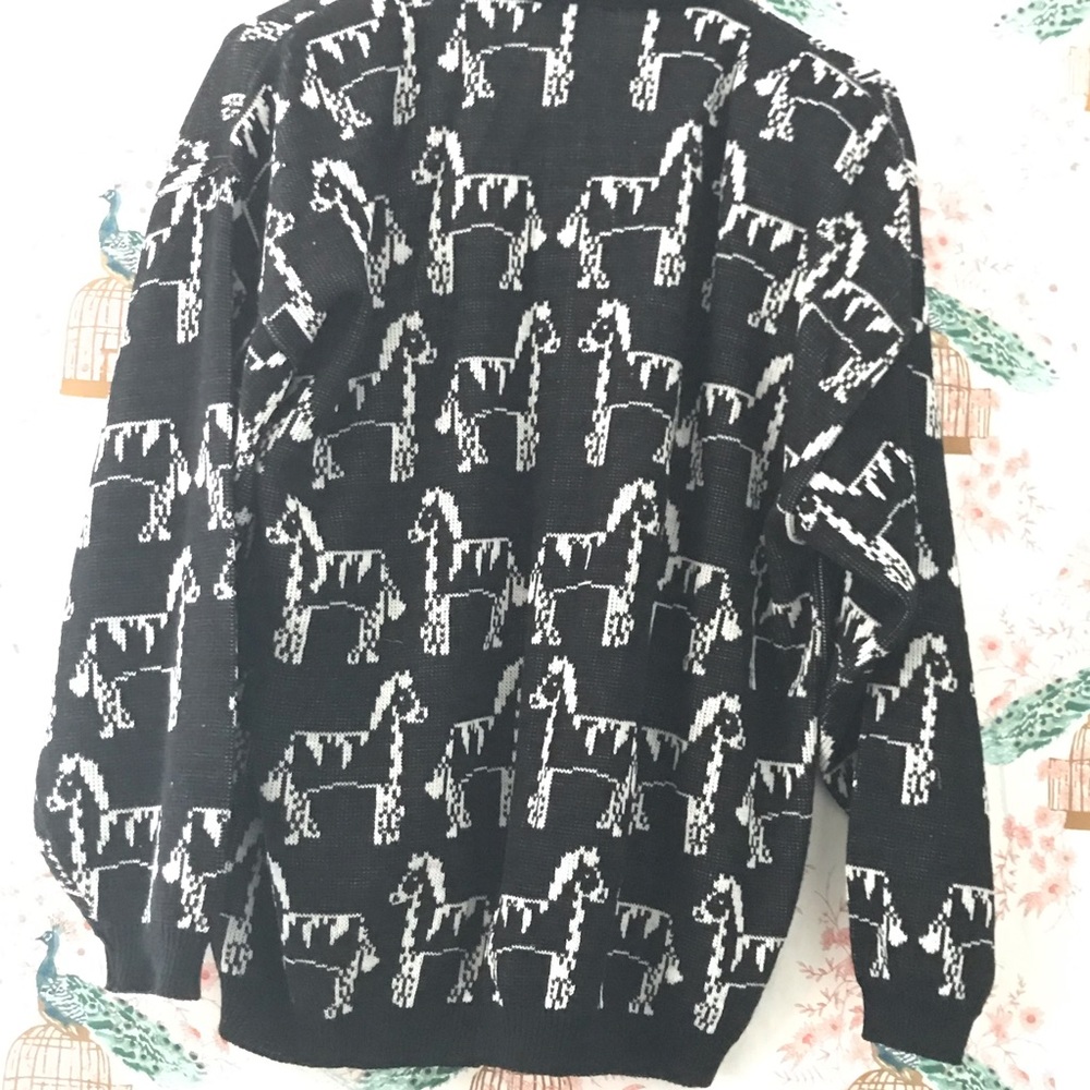 PART 1: Vintage/Retro Sweater - Picture 5 of 6